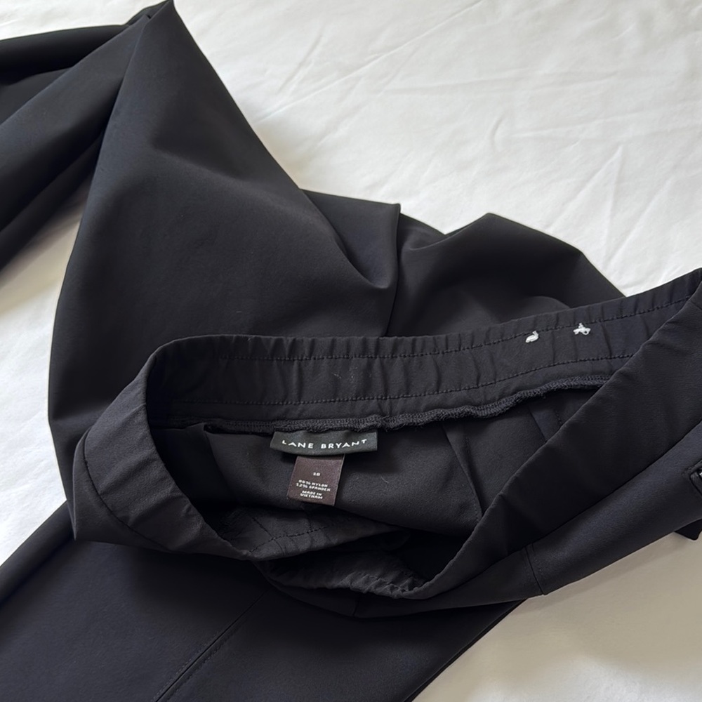 LANE BRYANT Black Cropped Pants size 18 - Picture 6 of 6